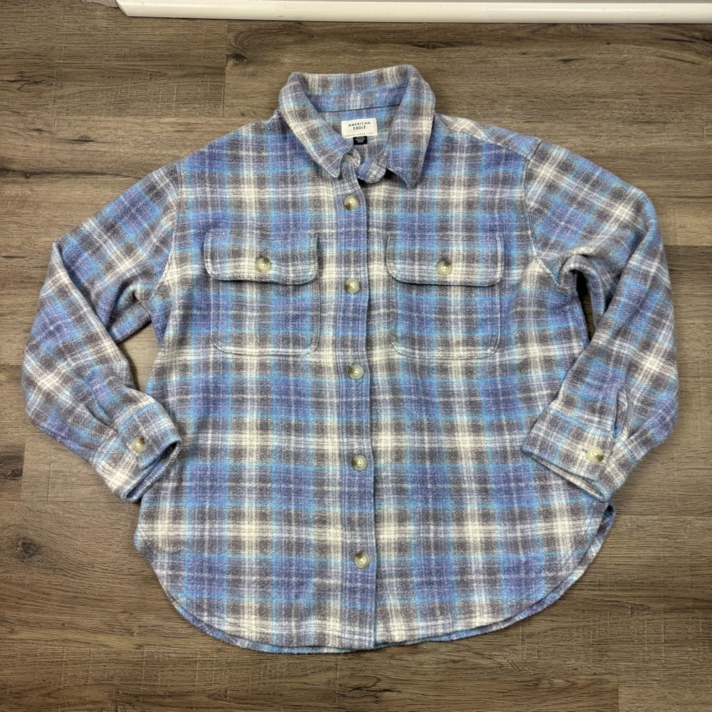 AE Oversized Plaid Fleece & Love Shacket Women’s Medium Blue Gray Fall Layering - Picture 2 of 8